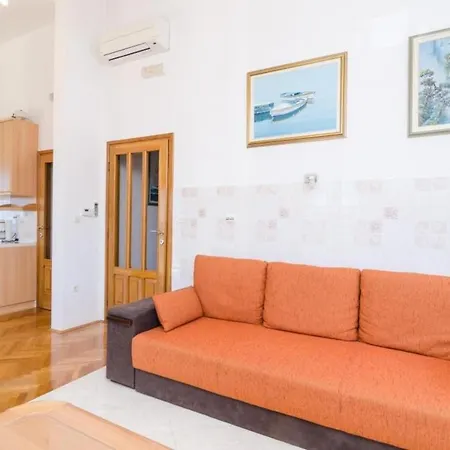 Daire Feel Phili - Two Bedroom With Balcony And Sea View