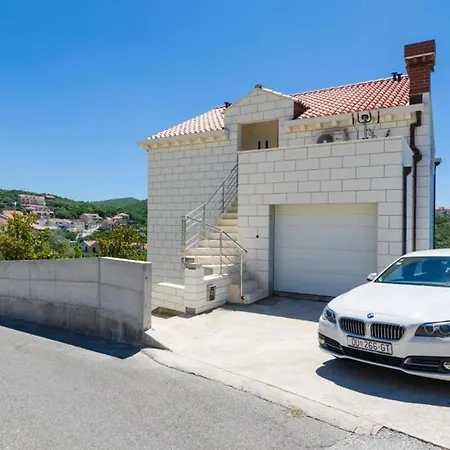 Feel Phili - Two Bedroom With Balcony And Sea View Daire *