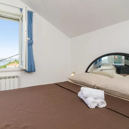 Apartman Feel Phili - Two Bedroom With Balcony And Sea View Cavtat